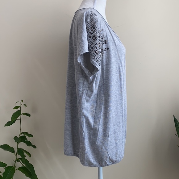 Avenue women’s top grey short sleeve Size 18/20 - Picture 4 of 7